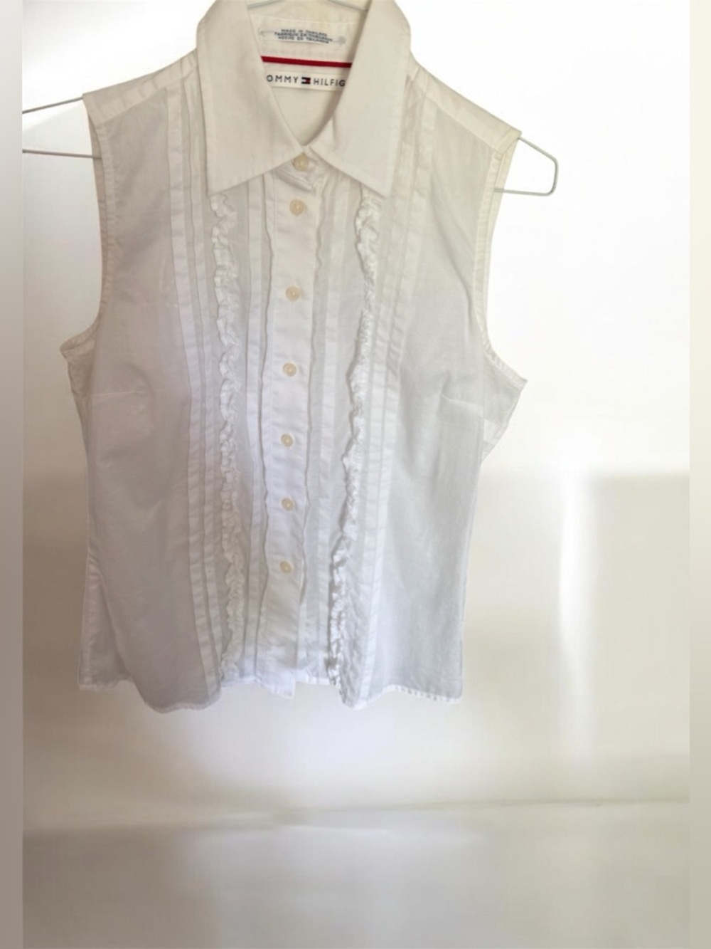 Tommy Hilfiger Women's White Sleeveless Ruffle Button-Up Shirt Classic Sz.4